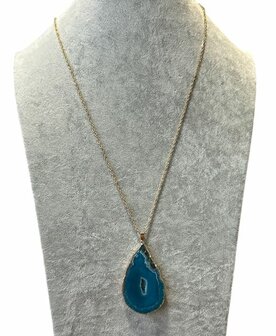 Blauwe Agaat met goudkleurige ketting