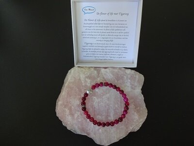 Dames armband Fuchsia Tijgeroog met flower of life kraal