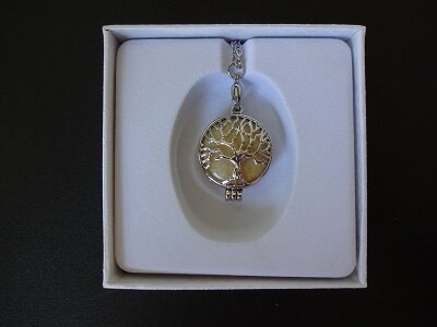 Dames ketting Geboortesteen Honey Jade for November
